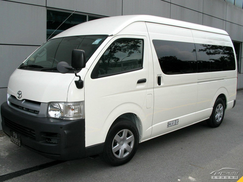 丰田HIACE